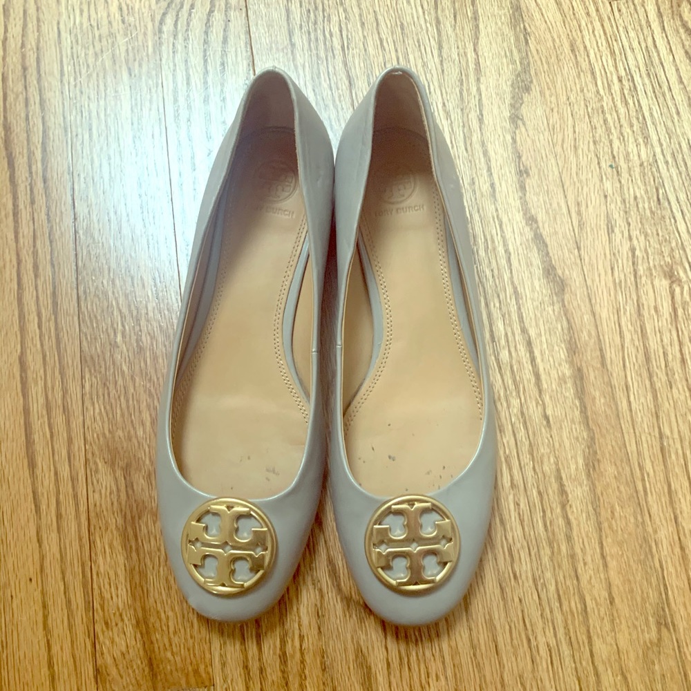 Tory Burch size 9 low heel shoes